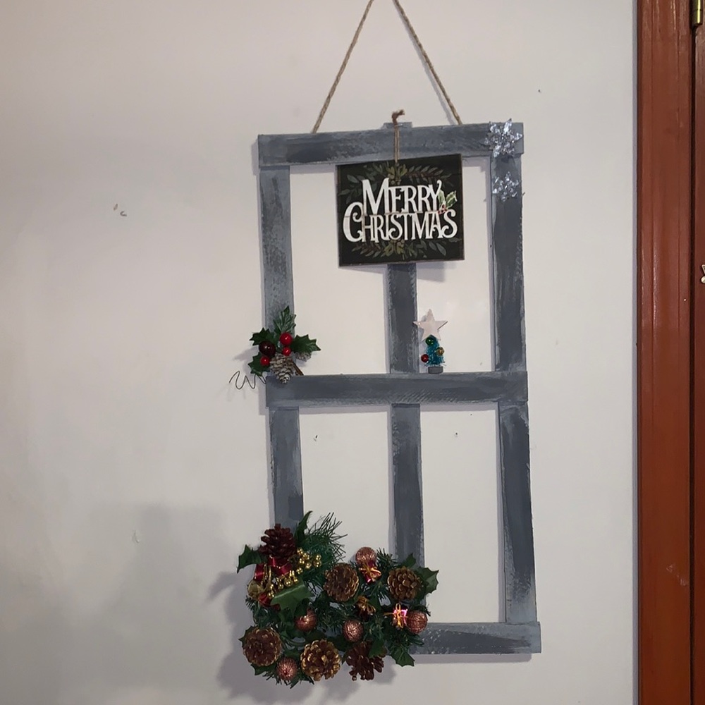 Original Christmas window decor